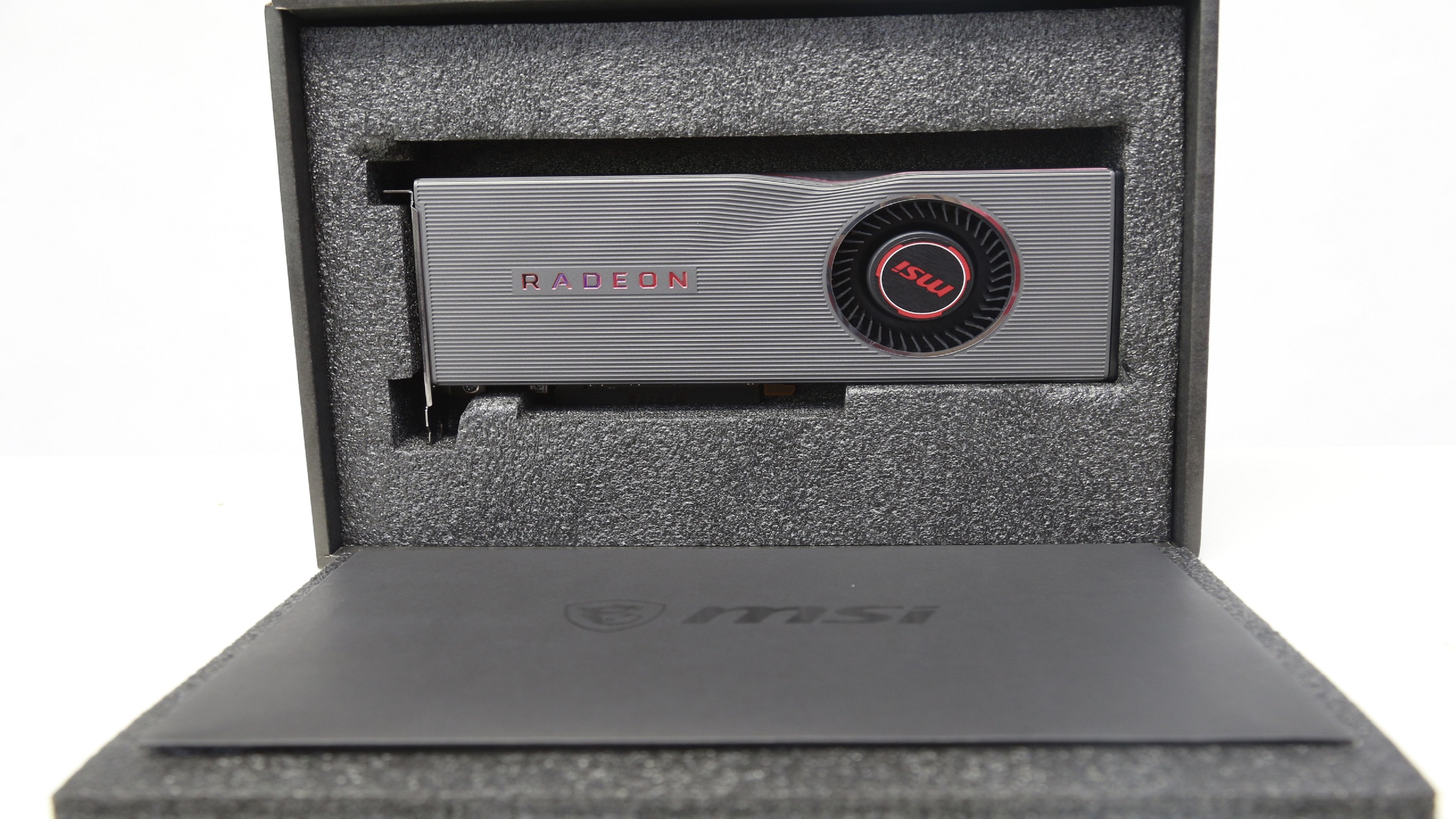 Radeon RX 5700 XT 4
