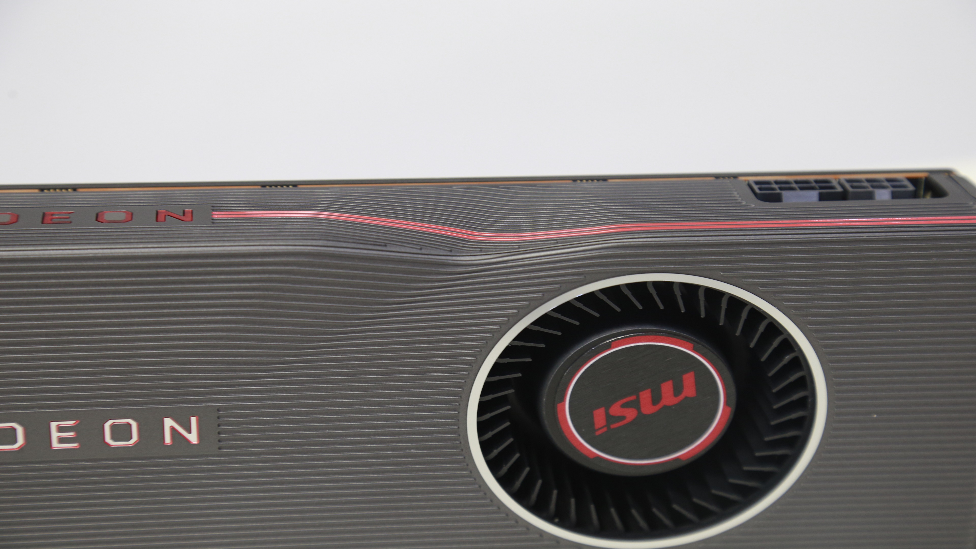 Radeon RX 5700 XT 6