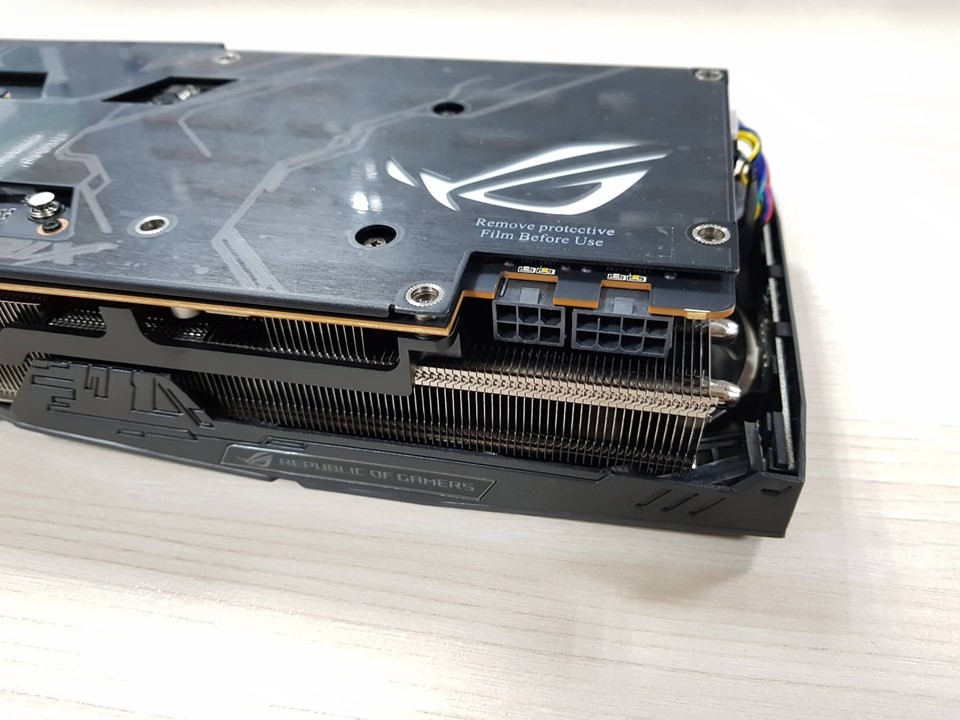 ASUS ROG STRIX 7