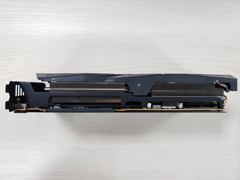 ASUS ROG STRIX 4