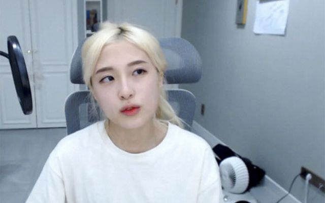 Youtuber từ chối 2