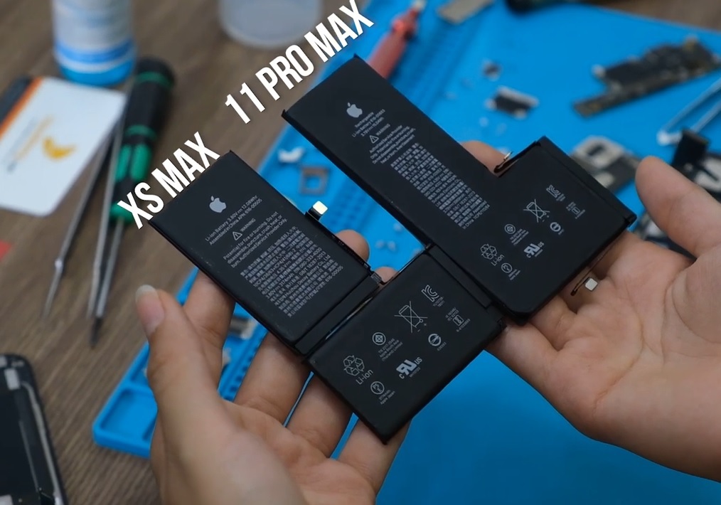 iPhone 11 Pro Max 2