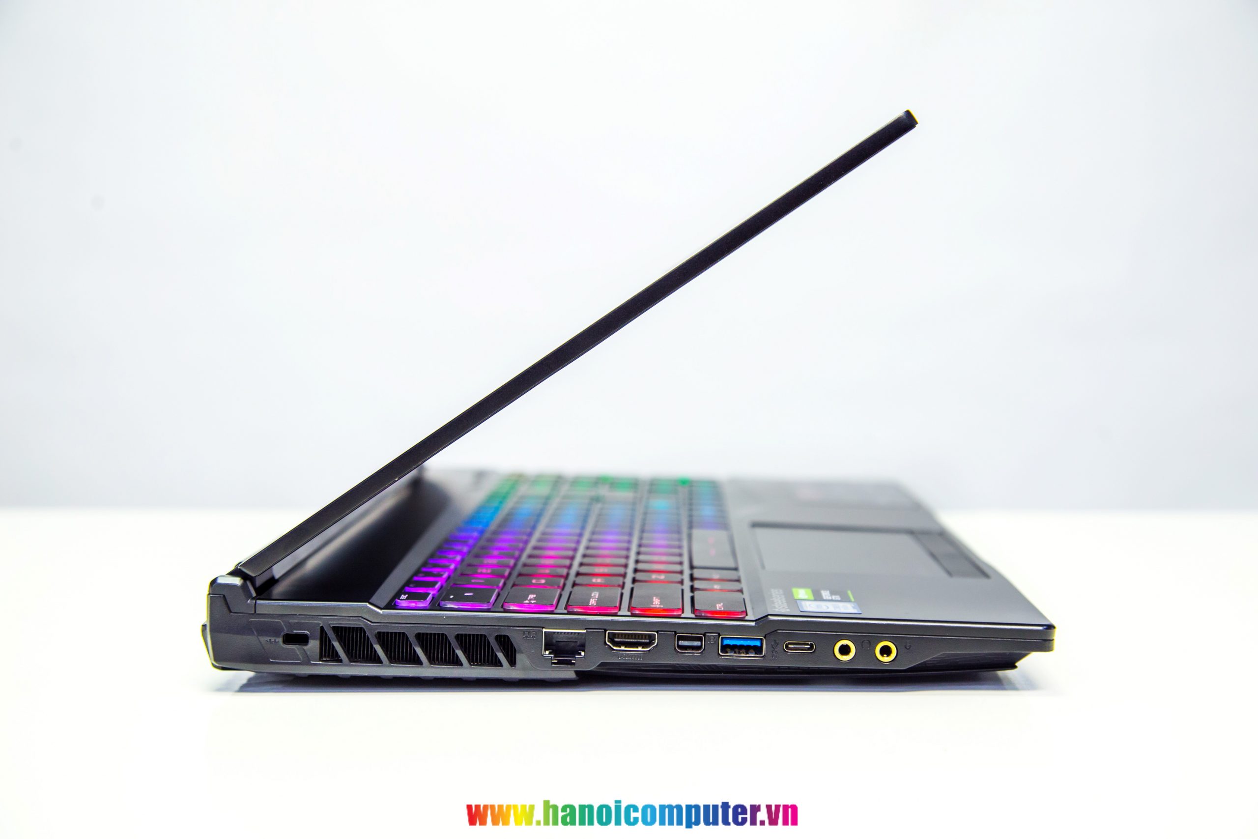 msi-gl65-9sdk-054vn-gaming-laptop