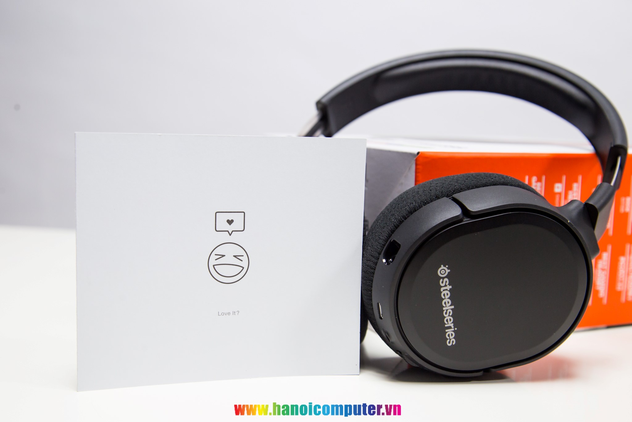 Steelseries Arctis 1 Wireless 14