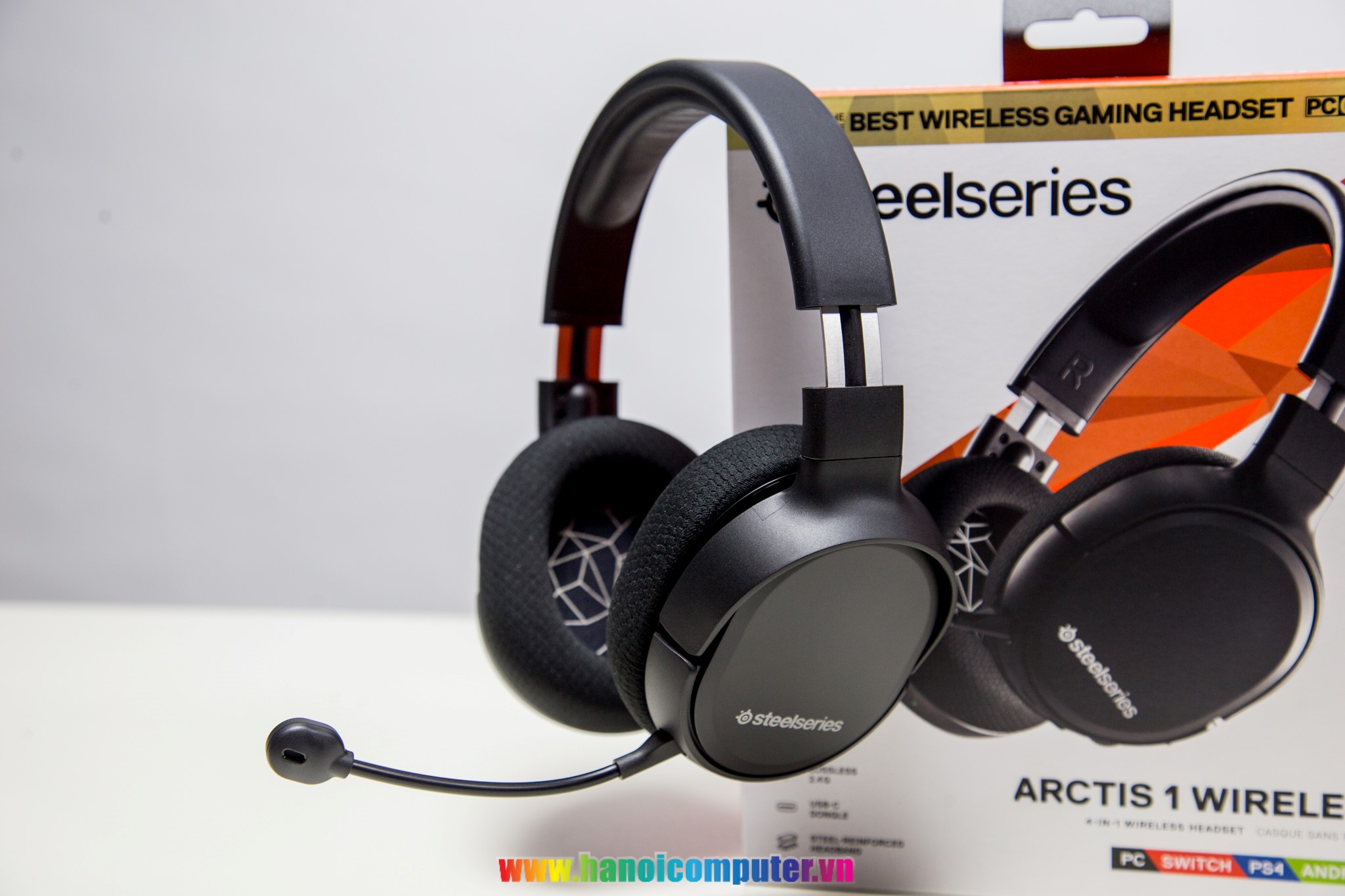Steelseries Arctis 1 Wireless 4