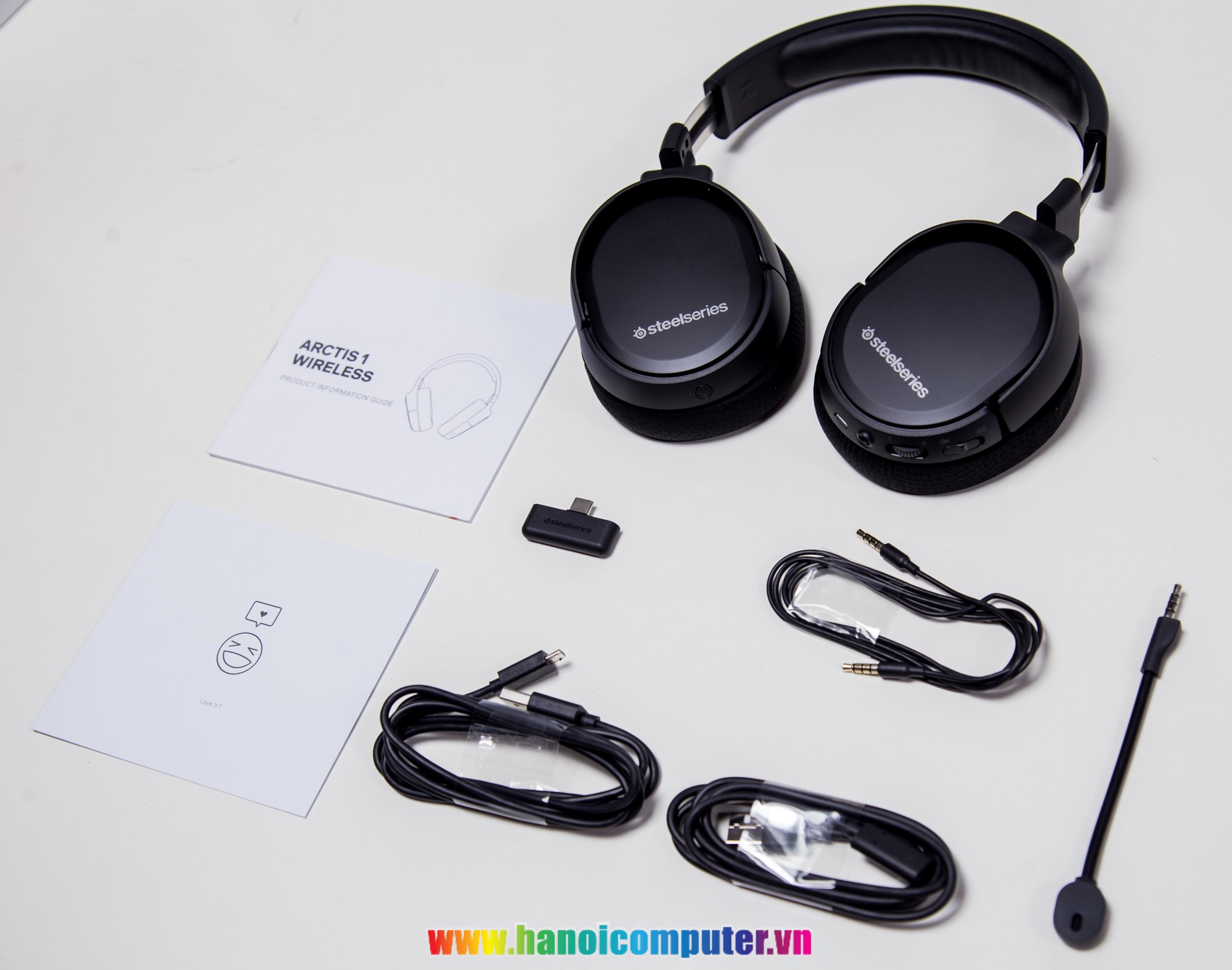 Steelseries Arctis 1 Wireless 9