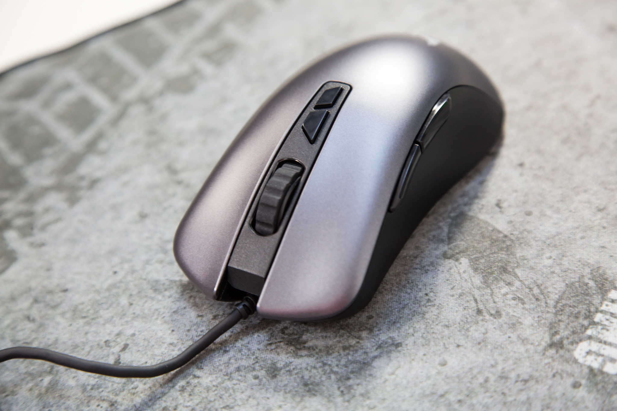 Hình dáng thiết kế chuột Asus TUF M3