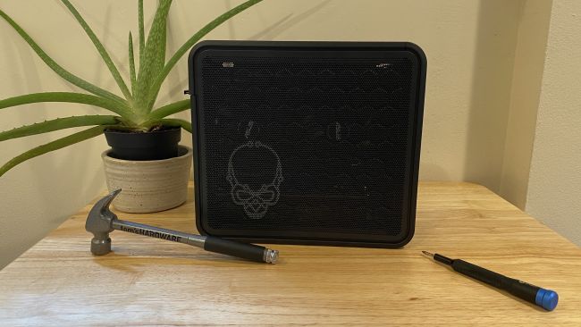 Intel NUC 9