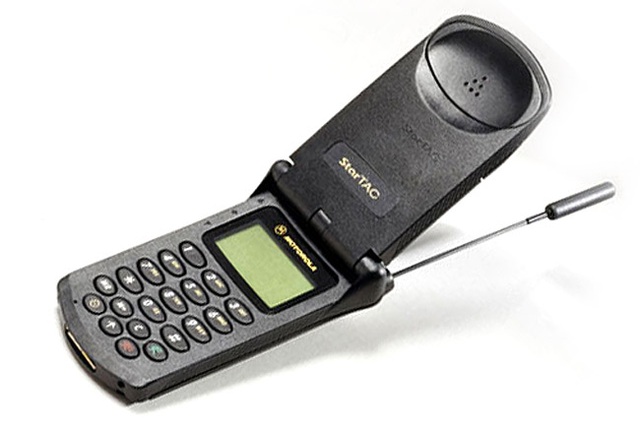 10 chiếc điện thoại 2