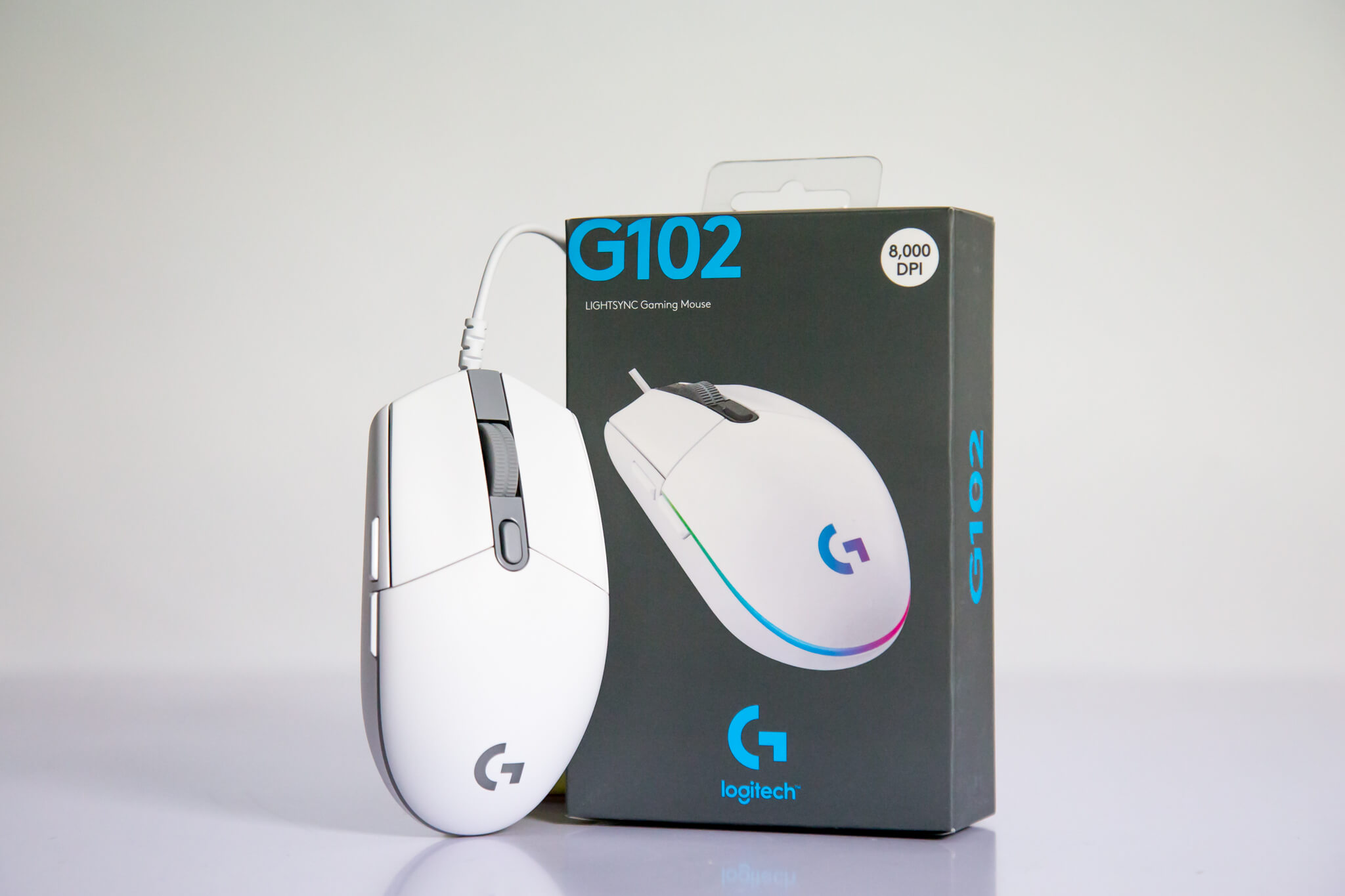 Giới thiệu Logitech G102 LightSync