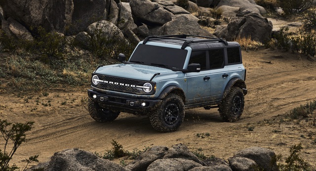 Ford Bronco 6