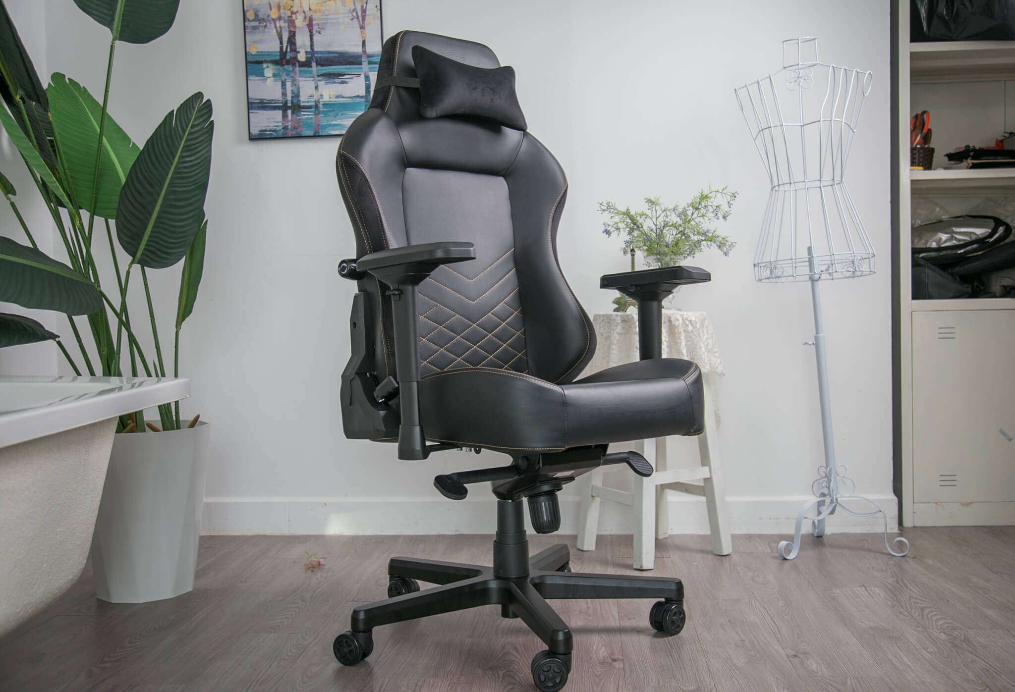 Thiết kế tổng thể của E-Dra LUX Champion EGC2022