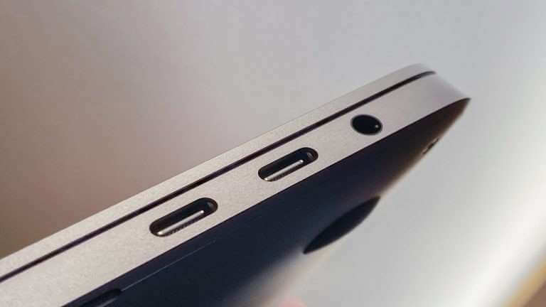 Thunderbolt3-2