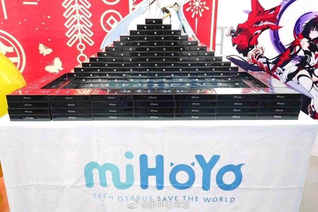 Toàn bộ ảnh giải thưởng mà mihoyo sẽ tặng nhân viên