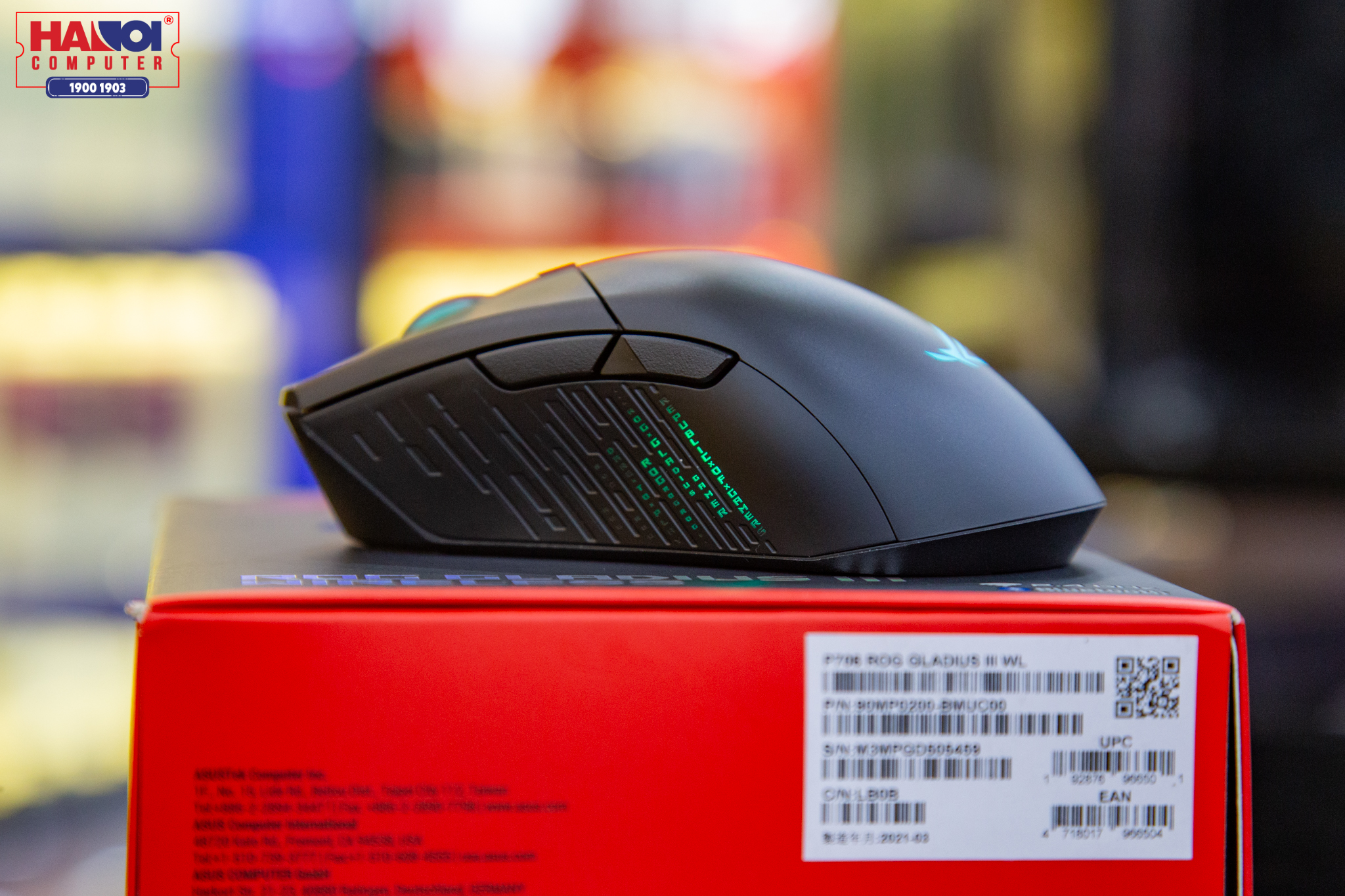 Hông chuột của Asus ROG Gladius III Wireless