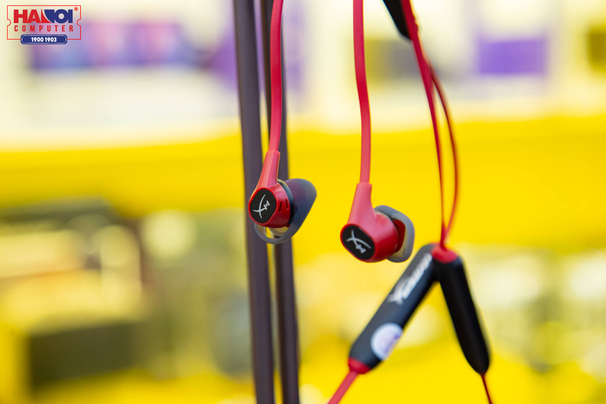 Thiết kế của Tai nghe Kingston HyperX Buds Wireless
