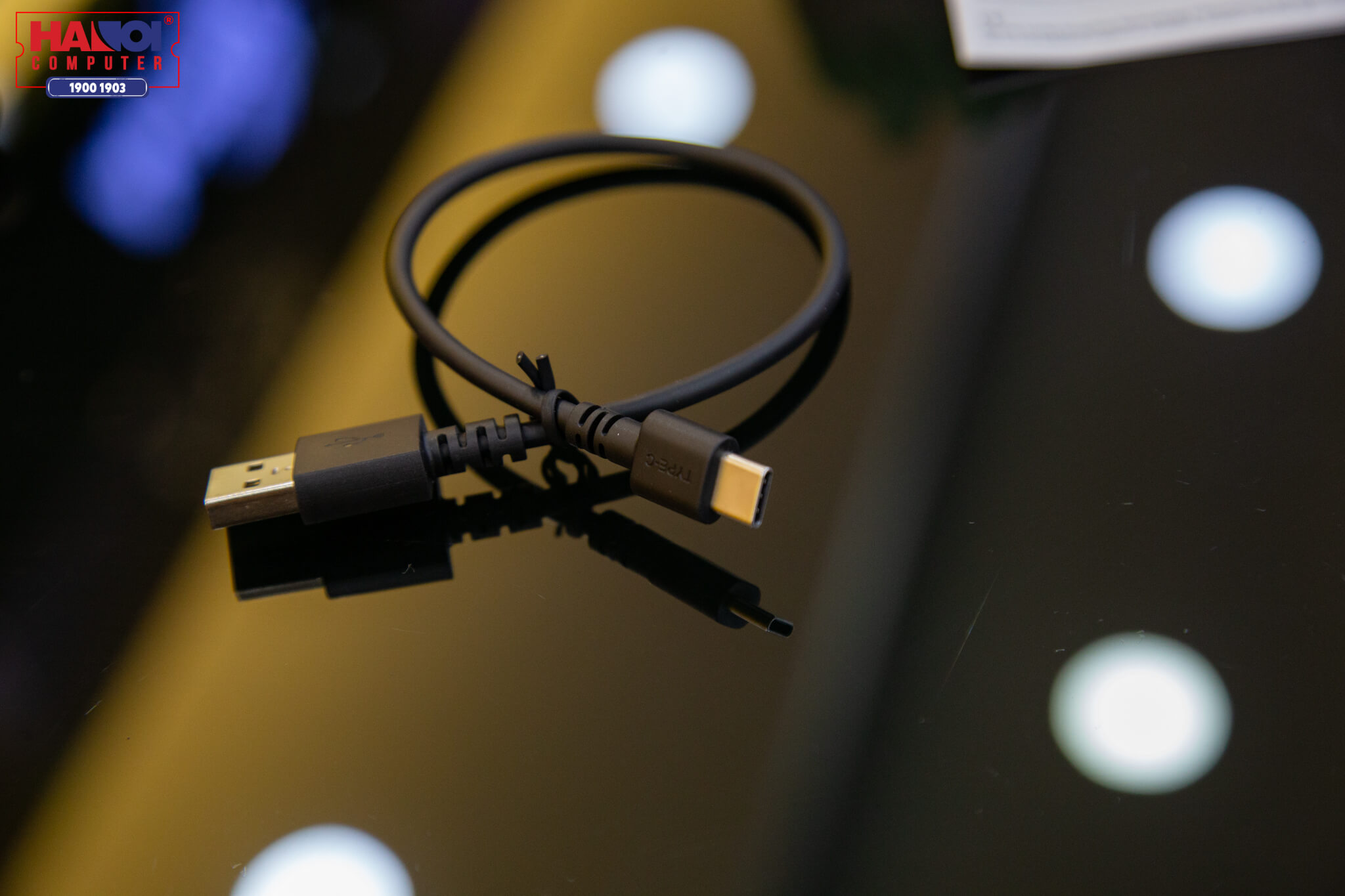 Dây sạc của Tai nghe Kingston HyperX Buds Wireless