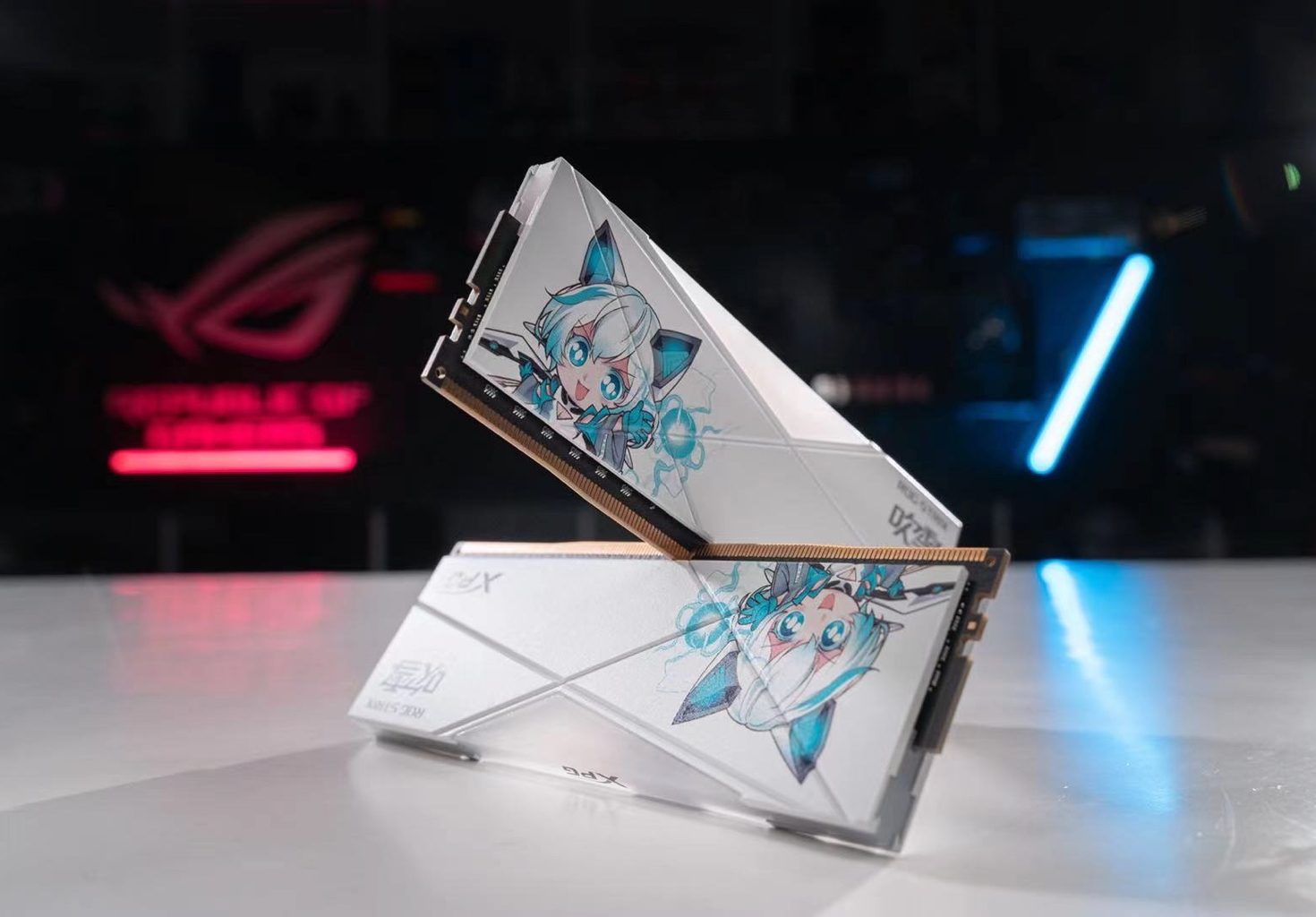 ASUS-ROG-ADATA-XPG-Anime-Inspired-DDR4-Gaming-Memory-Kit-_7