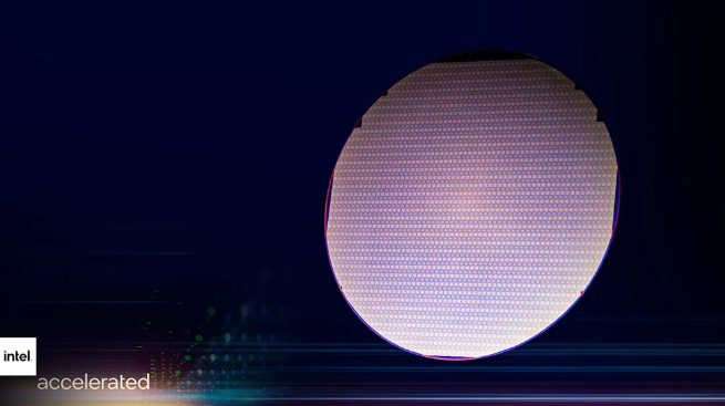 Intel đẩy mạnh đổi mới trong tiến trình xử lý và đóng gói