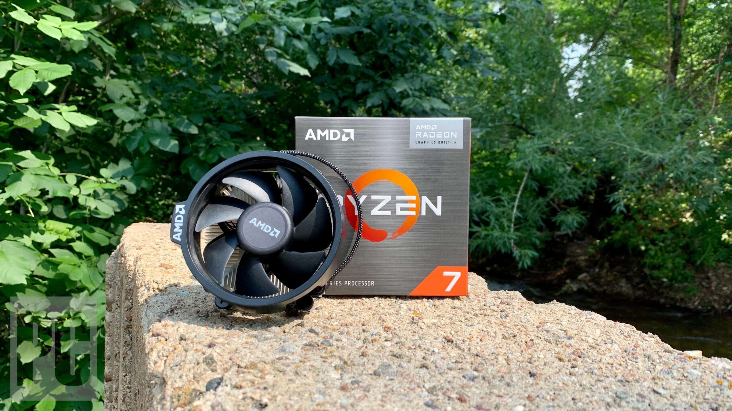 Cả hai chiếc APU sẽ đi kèm tản stock Wraith Stealth