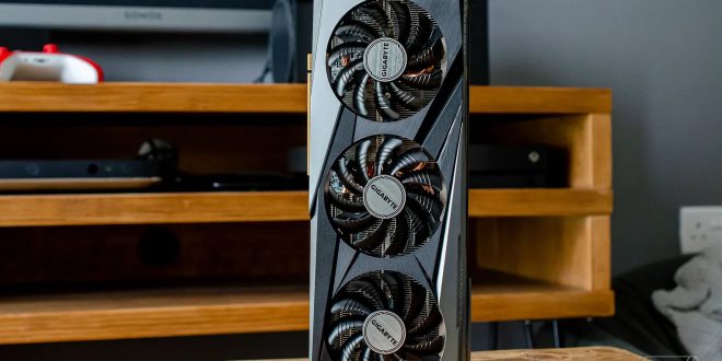 GIGABYTE Radeon RX 6600 XT Gaming OC, ảnh: theverge