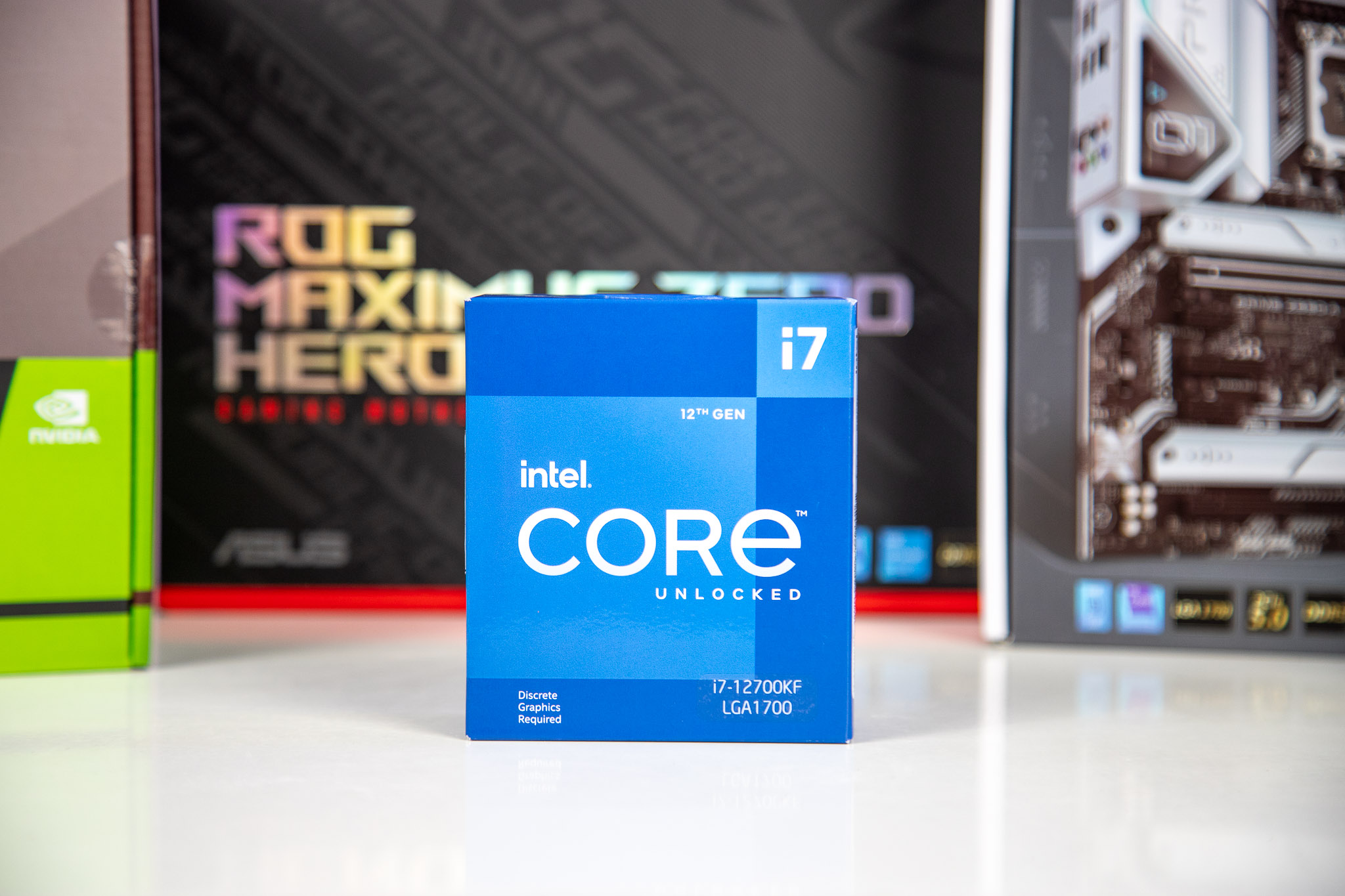 CPU Core i7-12700KF, ảnh: HACOM