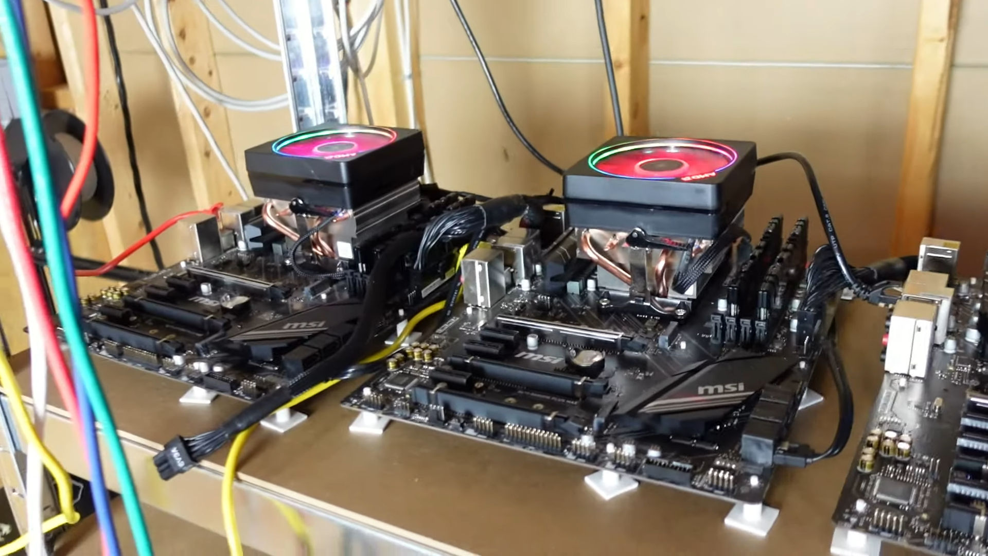 Bộ xử lý AMD Ryzen 9 với bộ nhớ đệm L3 lớn được ưa chuộng trong lĩnh vực đào coin Raptoreum