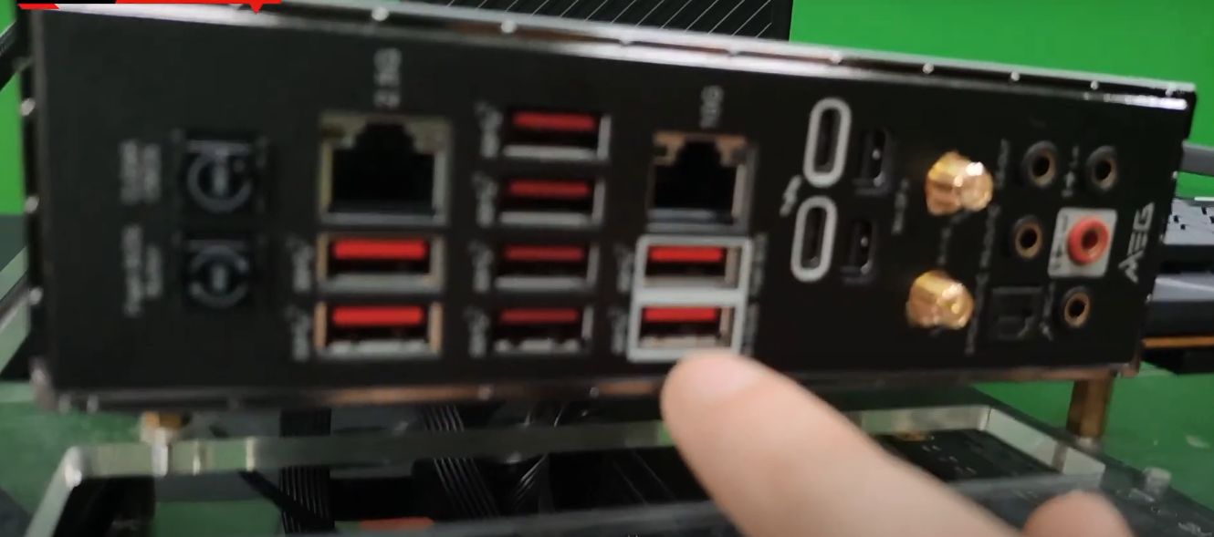Các cổng I/O trên Main, ảnh: MSI