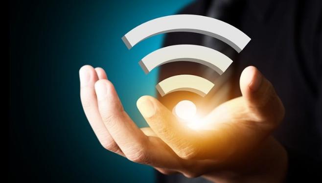 Chọn laptop có tính năng từ Wi-Fi 5 trở lên