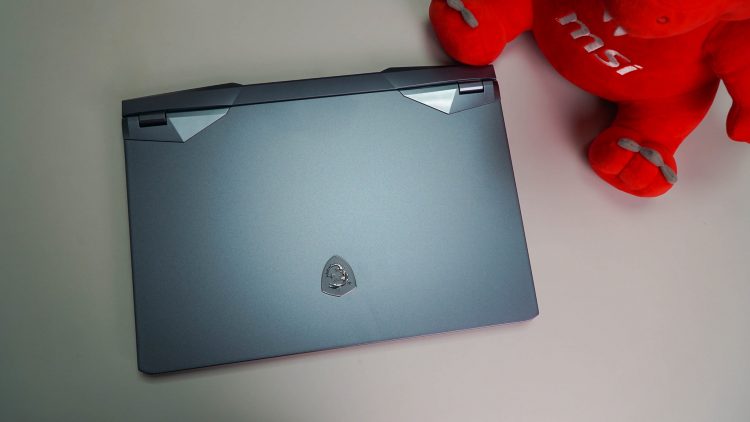 MSI GE76 Raider8