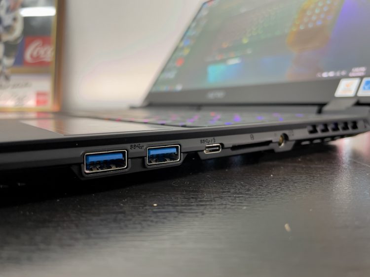 Gigabyte AERO 15 OLED