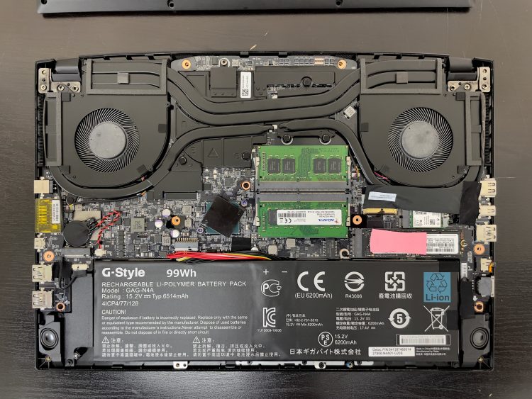 Gigabyte AERO 15 OLED