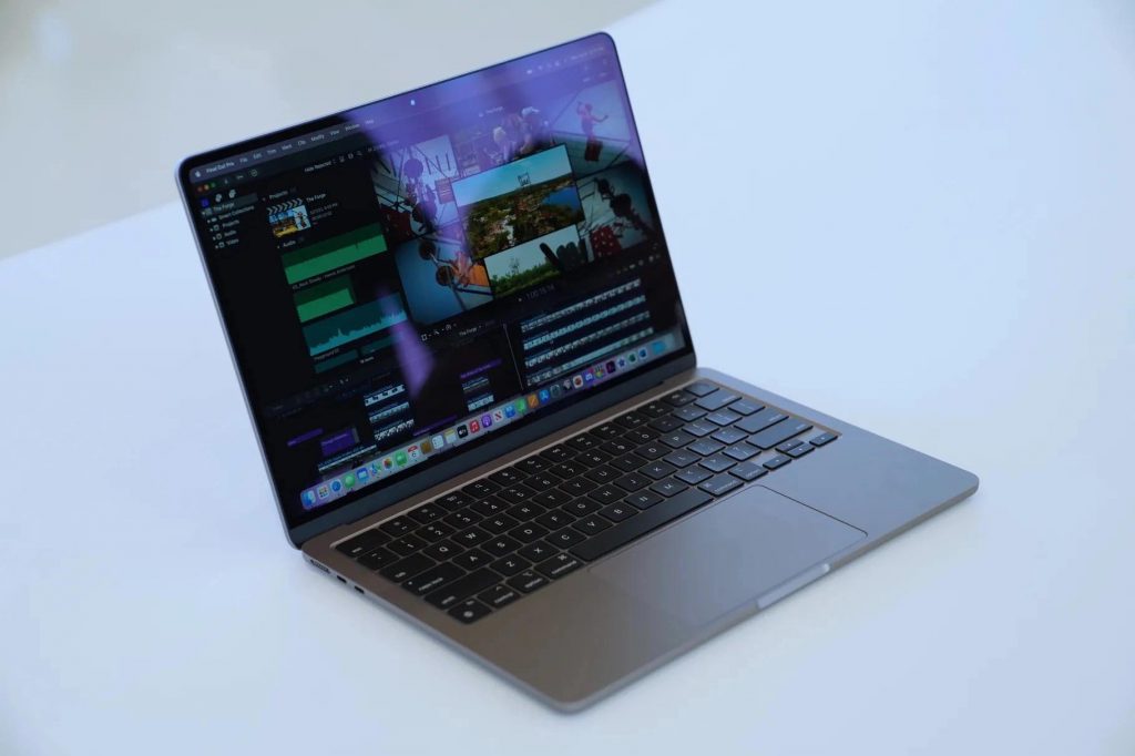 Macbook air M21