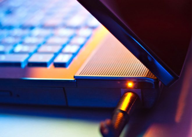 loa-laptop-bi-mat-tieng